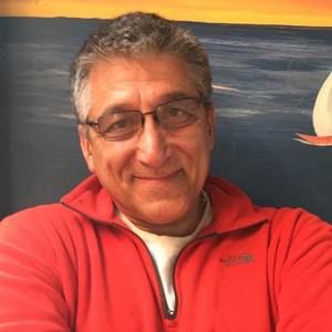 Meet your Posher, Kostas